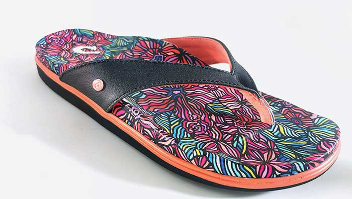 防靜電(diàn)鞋與絕緣鞋的區(qū)别有(yǒu)哪些？廠家來告訴你